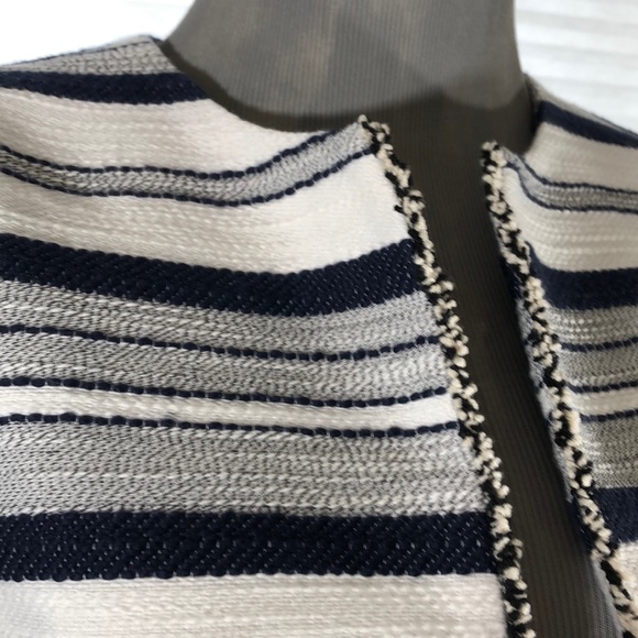 Limited Blazer Textured Striped Navy and Cream 4P - Picture 2 of 8